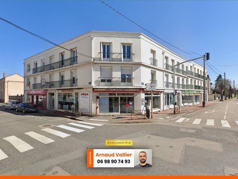 Local commercial loué – Rendement brut : 13,2 % – Roanne (42300) — photo 1
