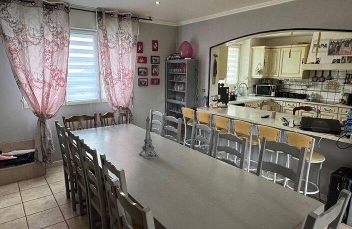 MAISON DE CARACTÈRE AVEC JARDIN - 4 CHAMBRES — photo 3