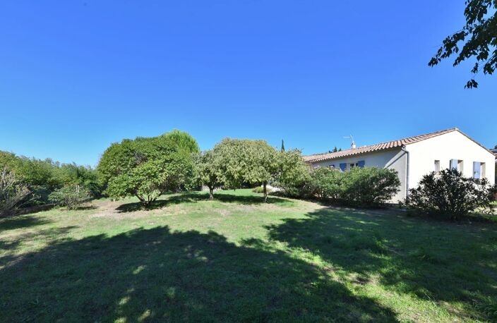 Uzès, secteur résidentiel — photo 3