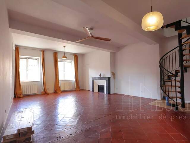 ST ETIENNE/CARMES - T5 DUPLEX EN DERNIER ETAGE — photo du bien
