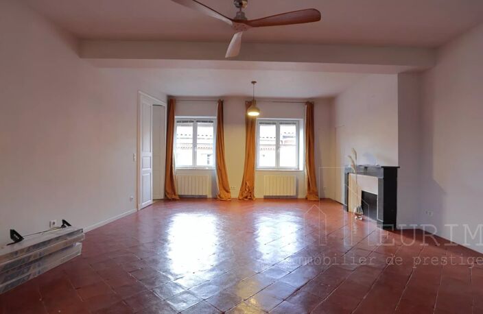 ST ETIENNE/CARMES - T5 DUPLEX EN DERNIER ETAGE — photo 2