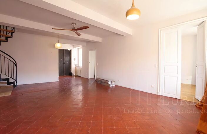 ST ETIENNE/CARMES - T5 DUPLEX EN DERNIER ETAGE — photo 4