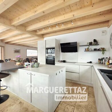 Maison 5 pièces 699000 €