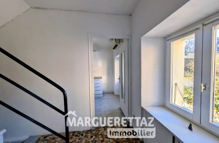 Maison de village mitoyenne - St Jeoire 115m² / garage / pas d'e — photo 4