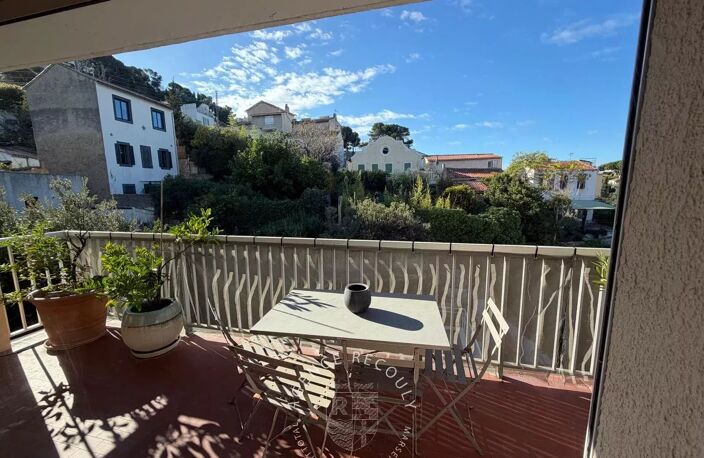 APPARTEMENT T5 AVEC TERRASSE VALLON DE L'ORIOL 13007 MARSEILLE — photo 2