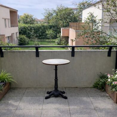 Appartement 4 pièces 255000 €