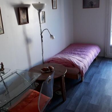 Appartement 2 pièces 700 €