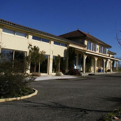 Appartement 1 pièces 540 €