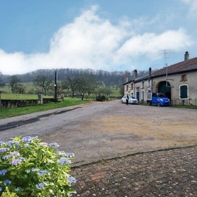 Maison 10 pièces 78900 €