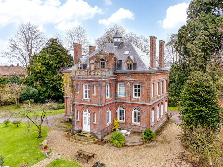 Manoir de caractère fin XIXe siècle avec parc de 2 hectares, dépendances et revenus locatifs – Secteur recherché proche Rouen — photo 1