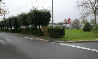 property.type.service  3466 m² à vendre à Châteaubernard (16100)