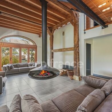 Maison 8 pièces 1285000 €