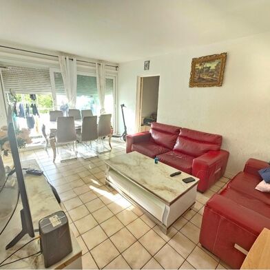 Appartement 4 pièces 115000 €