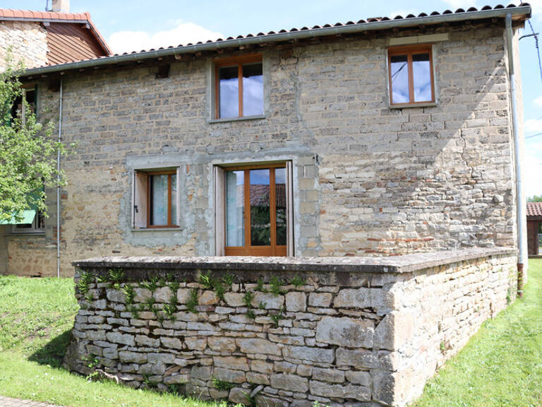 REYSSOUZE belle ferme de 200 m² avec 5 chambres sur 1000 m² de terrain — photo 1