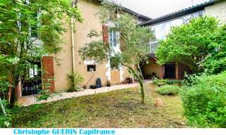 Maison 9 Pièces 230 m² à vendre à Saint-Amant-de-Boixe (16330)