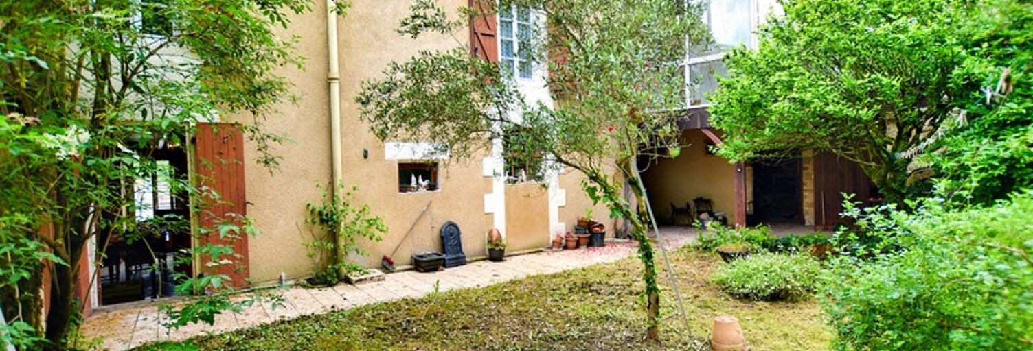 Maison 9 Pièces 230 m² à vendre à Saint-Amant-de-Boixe (16330)