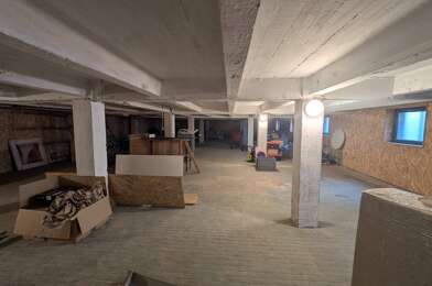 Immeuble  299250 €