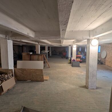 Immeuble  299250 €