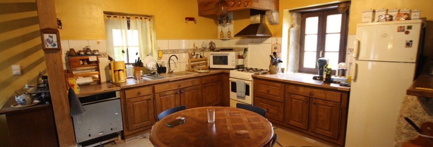 Maison 7 Pièces 166 m² à vendre à Marignieu (01300)