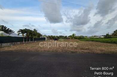 Terrain  156900 €