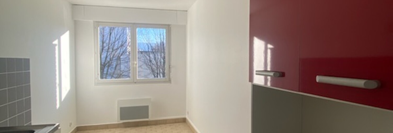 Appartement 3 Pièces 76 m² à louer à Saint-Étienne (42000)