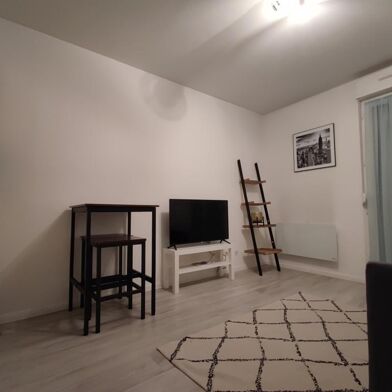 Appartement 1 pièces 495 €