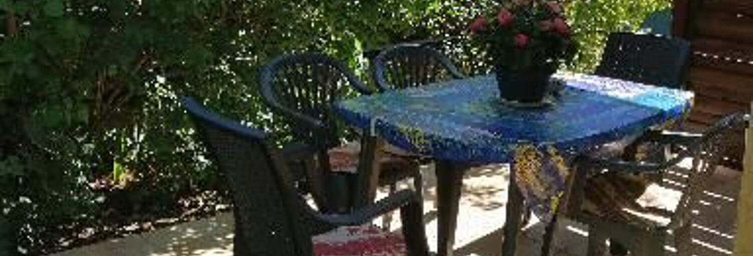 Appartement 1 Pièce 45 m² à louer à Gréoux-les-Bains (04800)