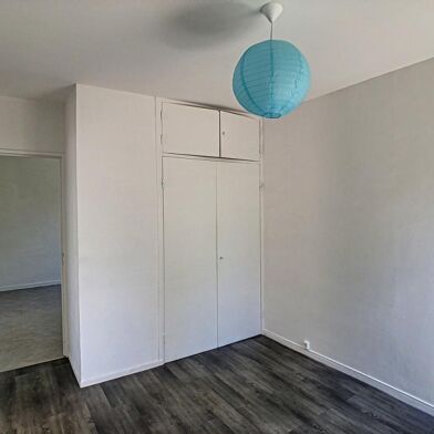 Appartement 3 pièces 1050 €