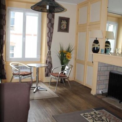 Appartement 1 pièces 400 €