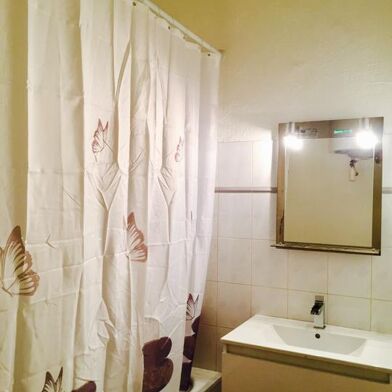 Appartement 1 pièces 720 €