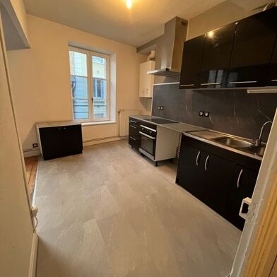 Appartement 3 pièces 795 €