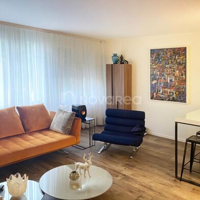 Appartement 4 pièces 275000 €