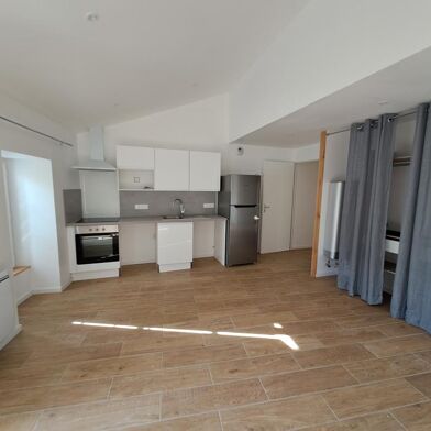 Appartement 1 pièces 660 €