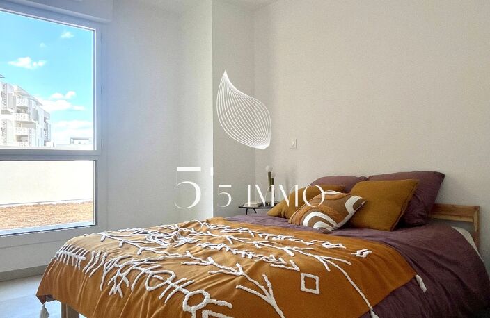 SUPERBE TROIS PIECES - DERNIER ETAGE — photo 4