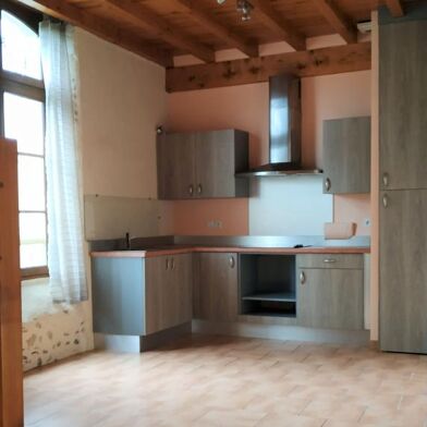Appartement 3 pièces 544 €