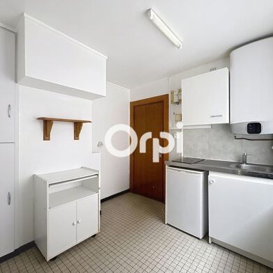 Appartement 1 pièces 400 €