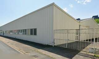 Local industriel  1711 m² à vendre à Vendôme (41100)