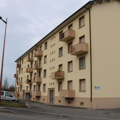 Appartement 4 pièces 240000 €