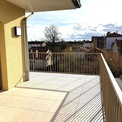 Appartement 5 pièces 444000 €