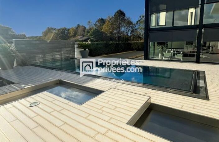 PESSAC Proche Golf : Maison d'Architecte 390 m2 ASCENSEUR -GARAGE- PISCINE — photo 3