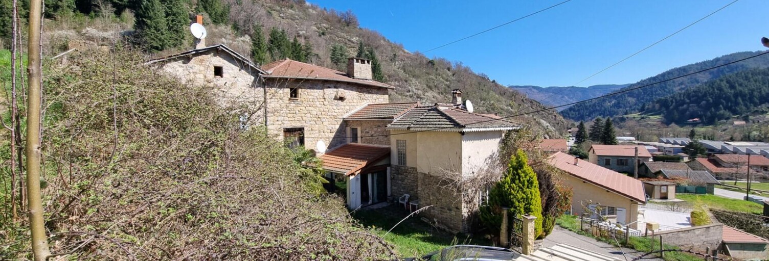 Maison 7 Pièces 220 m² à vendre à Saint-Martin-de-Valamas (07310)