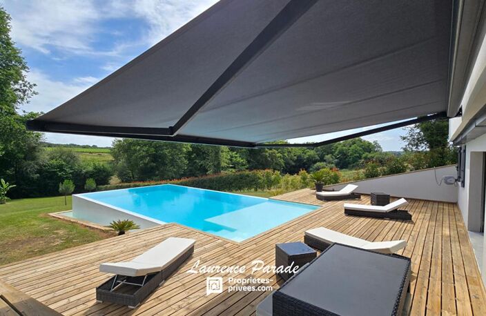 Maison avec sous sol annexe piscine parc — photo 2