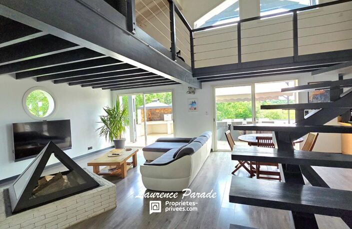 Maison avec sous sol annexe piscine parc — photo 5