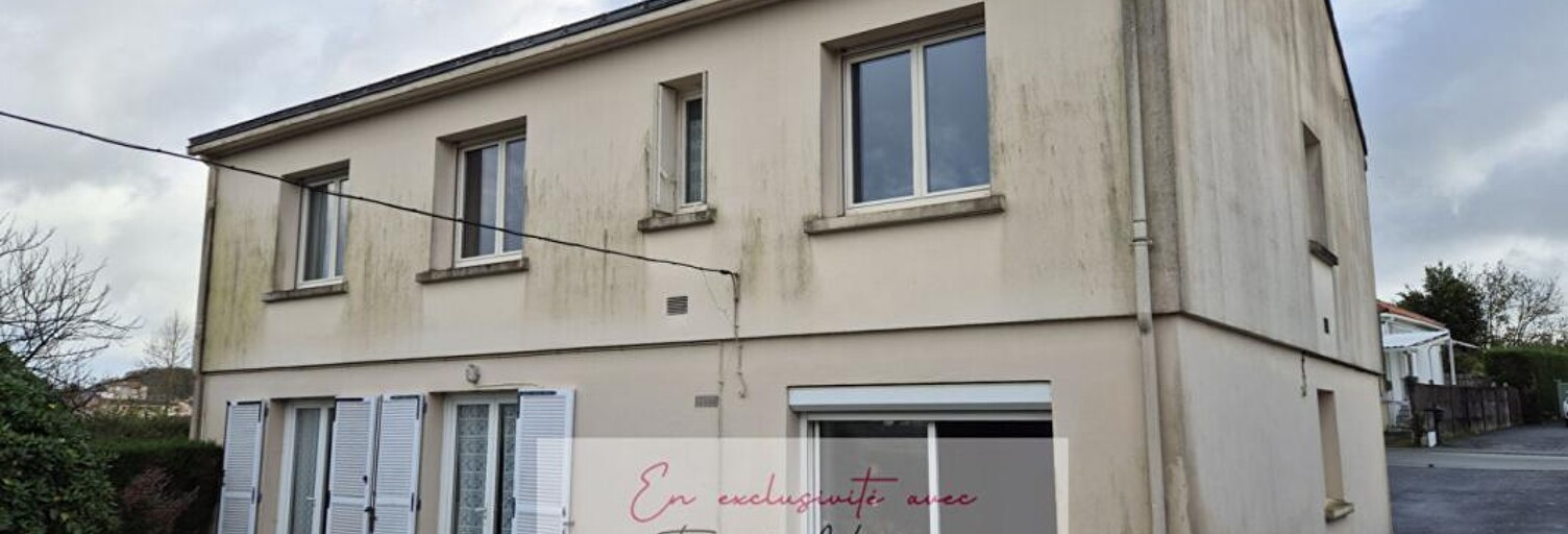 Maison 8 Pièces 159 m² à vendre à Les Herbiers (85500)