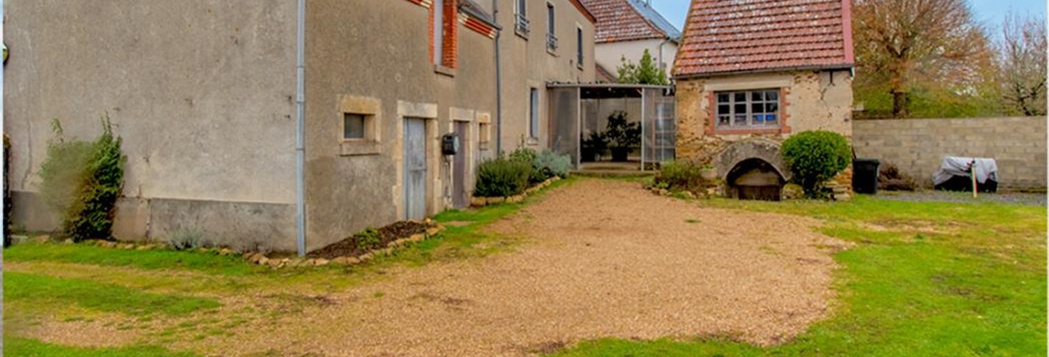 Maison 8 Pièces 183 m² à vendre à Saint-Georges-sur-la-Prée (18100)