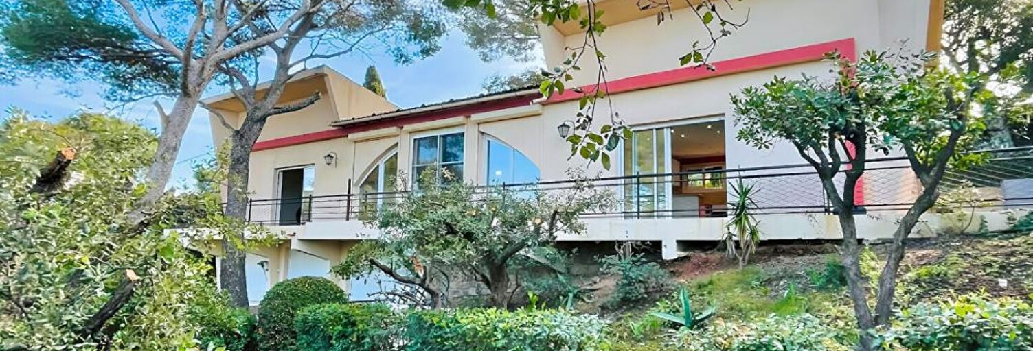 Maison 9 Pièces 200 m² à vendre à Saint-Raphaël (83700)