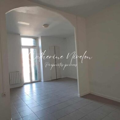 Immeuble  275000 €