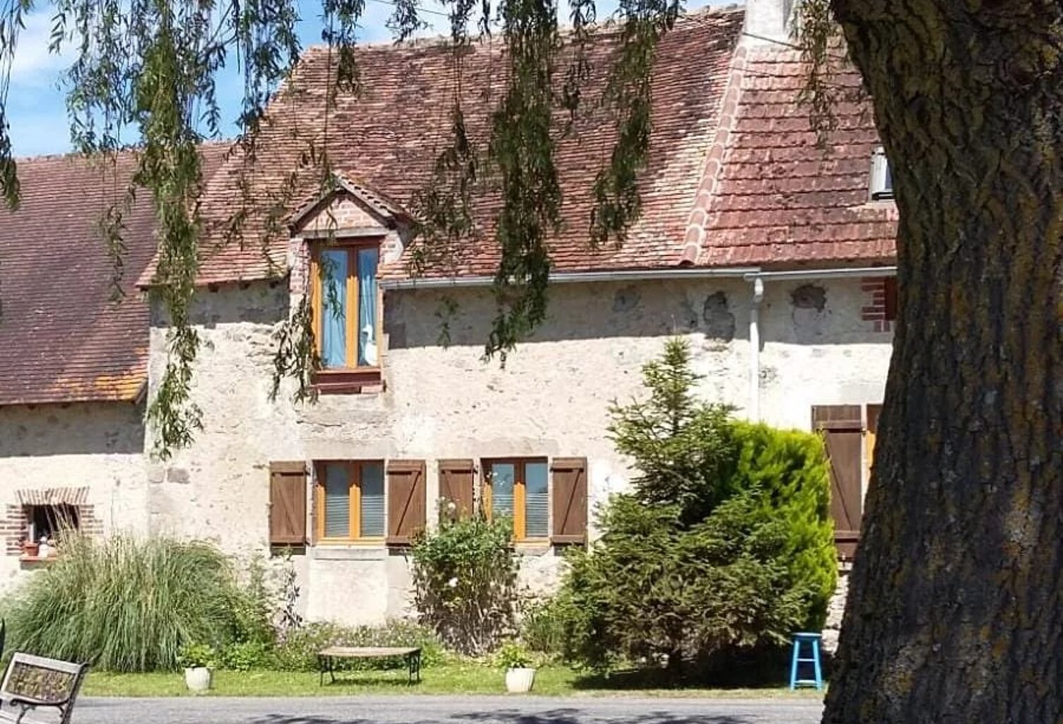 A vendre Propriété d'époque avec piscine près du Dorat. — photo 1