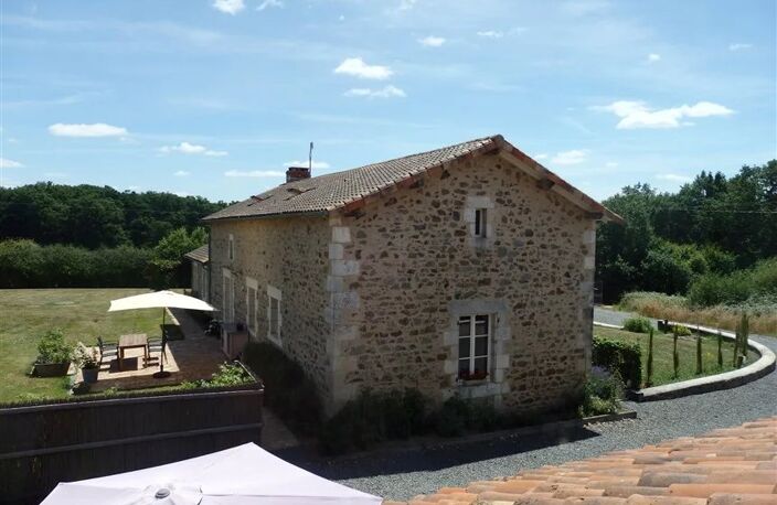 A vendre Complexe de gîtes près de Montmorillon – Vienne — photo 4