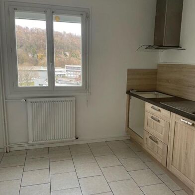 Appartement 2 pièces 640 €